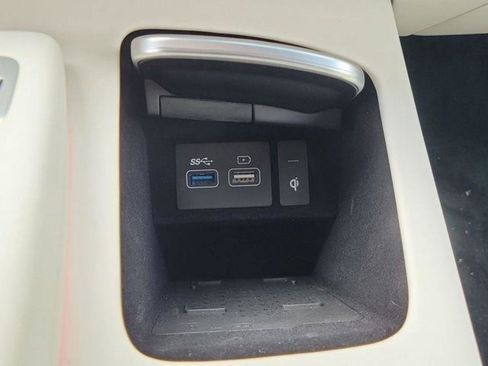 New 2024 Genesis Electrified GV70 Advanced image 16