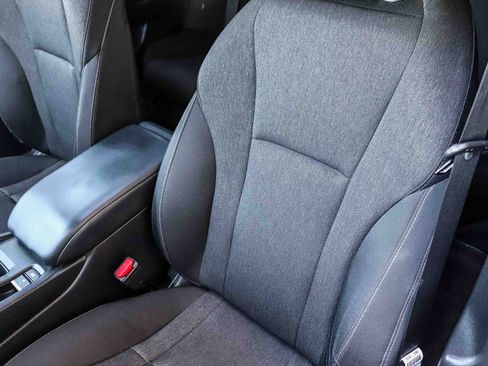 Certified 2025 Honda Accord SE image 29