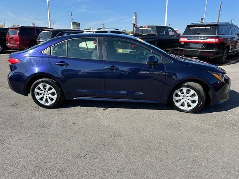 Used 2023 Toyota Corolla LE image 7