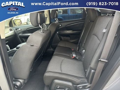 Used 2020 Dodge Journey SE w/ SE Popular Equipment Group image 16