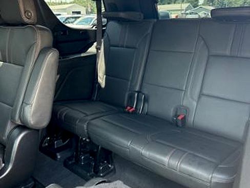 Used 2022 Chevrolet Tahoe RST w/ Luxury Package image 30