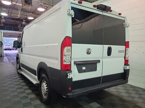 Used 2025 RAM ProMaster 2500 w/ U-Haul Equipment Group FWD image 5