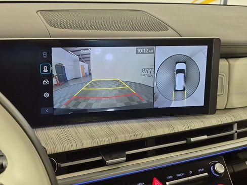 Used 2024 Hyundai Santa Fe Calligraphy FWD image 24