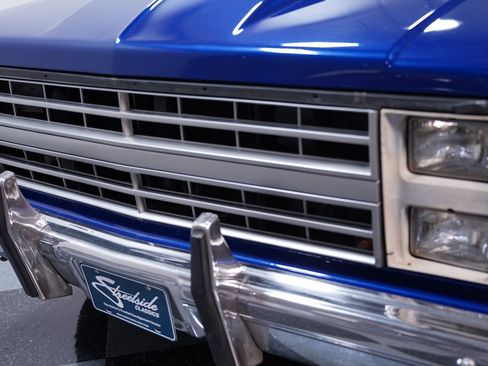 Used 1987 GMC Sierra 1500 2WD Regular Cab image 17