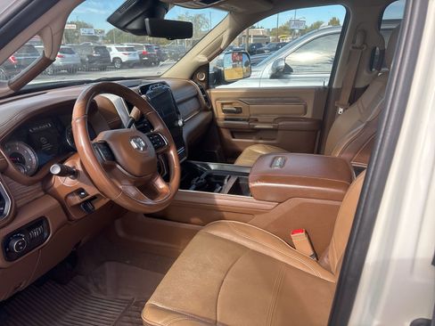 Used 2022 RAM 3500 Limited image 12