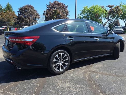 Used 2018 Toyota Avalon XLE FWD image 8