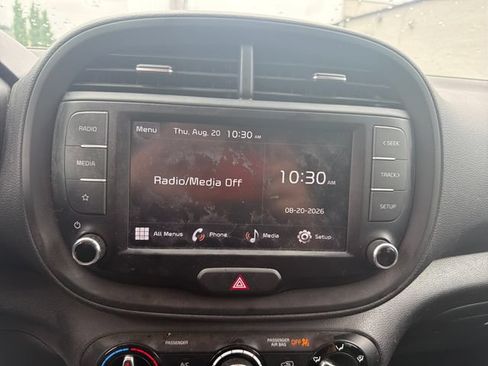 Used 2023 Kia Soul LX FWD image 21