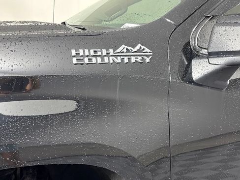 Used 2020 Chevrolet Silverado 1500 High Country w/ Safety Package II AWD/4WD image 11