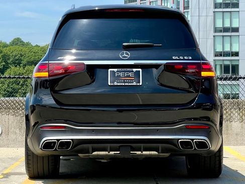 Certified 2025 Mercedes-Benz GLS 63 AMG 4MATIC image 10