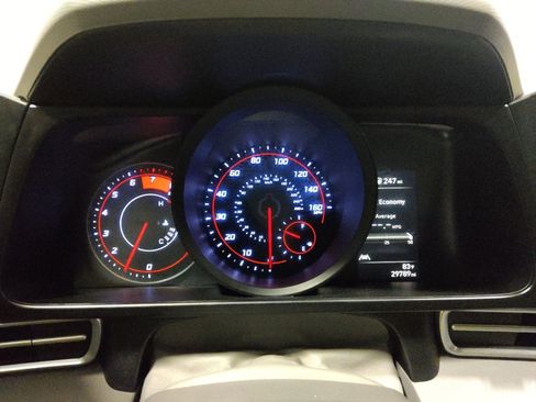 Used 2023 Hyundai Elantra SEL w/ Cargo Package FWD image 23