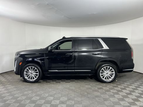 Used 2023 Cadillac Escalade Premium Luxury image 13