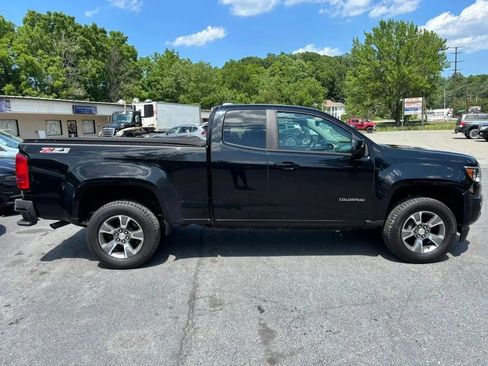 Used 2018 Chevrolet Colorado Z71 AWD/4WD image 9
