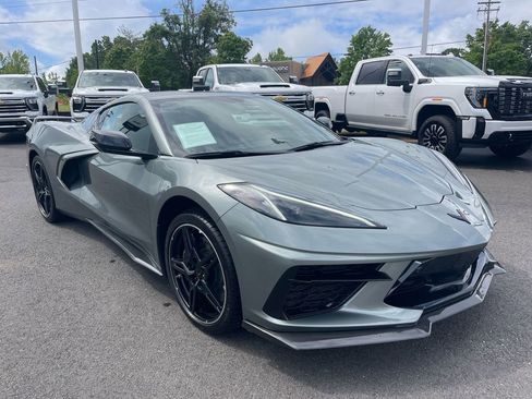 Used 2023 Chevrolet Corvette Stingray Preferred Cpe w/ Z51 Performance Package image 7