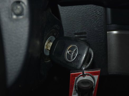 Used 2023 Toyota Tacoma SR w/ SR Convenience Package RWD image 16