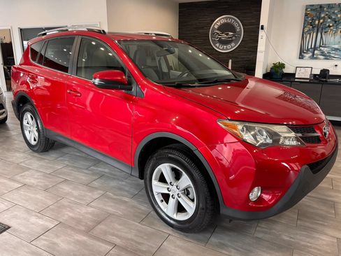 Used 2013 Toyota RAV4 XLE FWD image 4