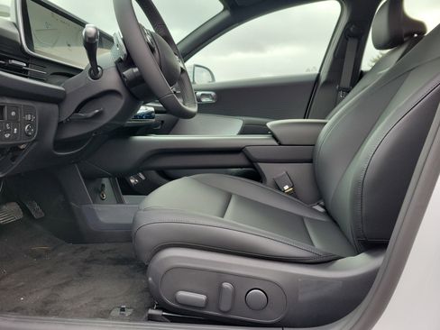 New 2025 Hyundai Ioniq 6 SEL image 16