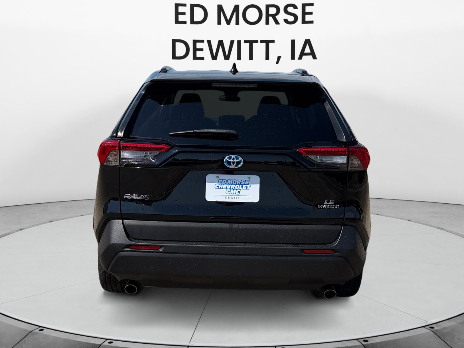 Used 2021 Toyota RAV4 LE AWD/4WD image 4
