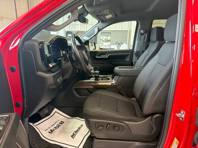 Used 2022 Chevrolet Silverado 1500 RST AWD/4WD image 11