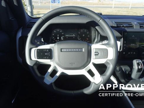 Used 2025 Land Rover Defender 110 S image 10