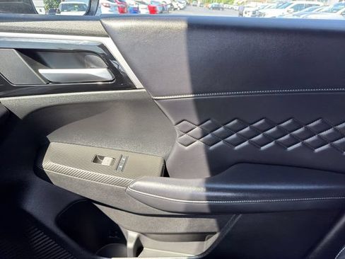 Used 2024 Mitsubishi Outlander SEL Black Edition FWD image 26