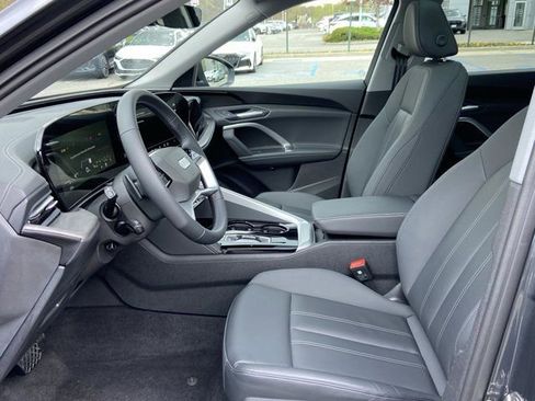 Used 2025 Audi Q5 Premium w/ Convenience Package AWD/4WD image 27