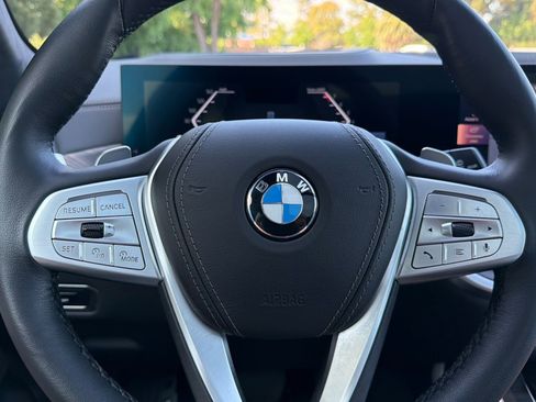Used 2025 BMW X7 xDrive40i AWD/4WD image 29