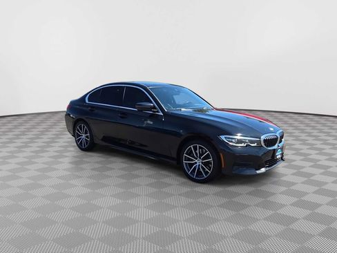 Used 2019 BMW 330i Sedan w/ Convenience Package RWD image 2