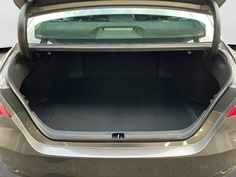 Used 2023 Toyota Camry XLE FWD image 17