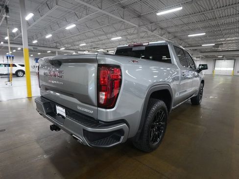 Used 2025 GMC Sierra 1500 Elevation w/ Preferred Package AWD/4WD image 13