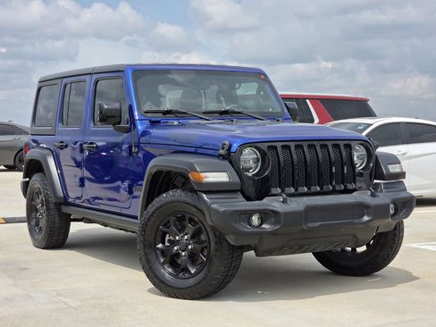 Used 2020 Jeep Wrangler Unlimited Sport image 3