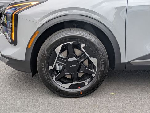 New 2026 Kia Sportage S image 8