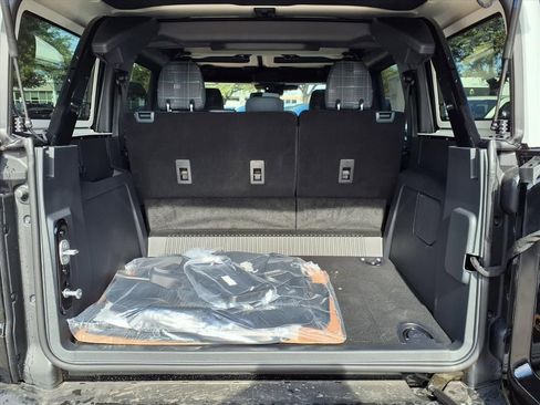 New 2025 Ford Bronco Heritage Edition image 28