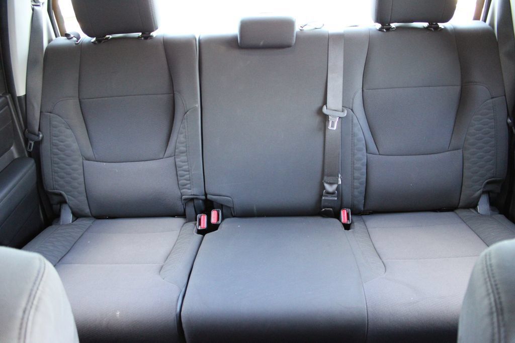 Used 2023 Toyota Tundra SR5 w/ SR5 Convenience Package AWD/4WD image 38