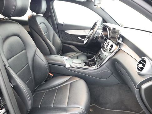 Used 2021 Mercedes-Benz GLC 300 4MATIC Coupe image 21