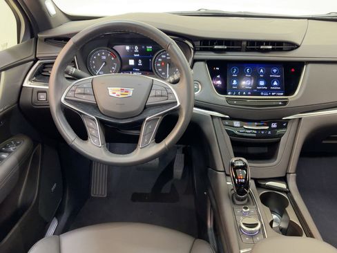 Certified 2023 Cadillac XT5 Premium Luxury w/ Technology Package image 28