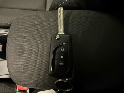 Used 2025 Toyota Corolla LE image 15