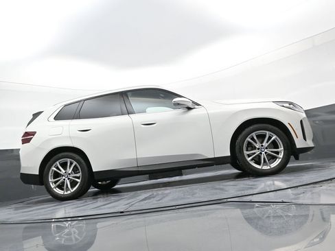 New 2025 BMW X3 xDrive30i w/ Premium Package image 29