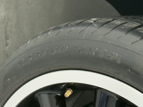 Used 2013 Ford Mustang Boss 302 image 38