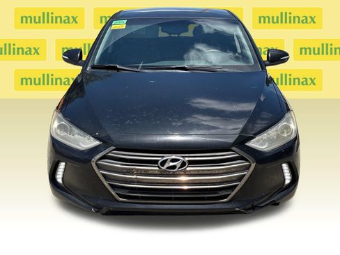 Used 2017 Hyundai Elantra Limited FWD image 15