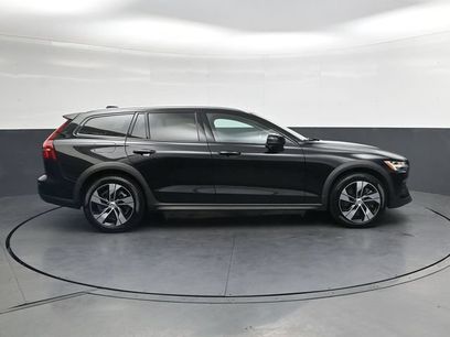 Used 2025 Volvo V60 B5 Cross Country Plus
