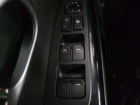 Used 2016 Kia Soul + w/ Audio Package image 27