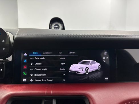 Used 2020 Porsche Taycan 4S image 52