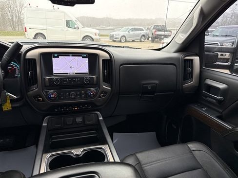 Used 2018 GMC Sierra 3500 Denali w/ Duramax Plus Package image 11