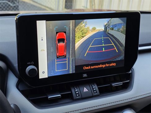 Used 2023 Toyota RAV4 Limited image 18