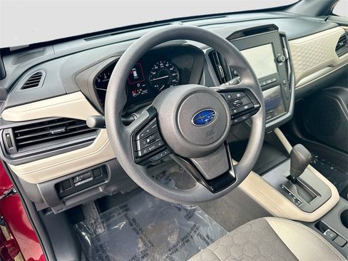 Used 2025 Subaru Forester image 9
