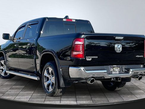 Used 2022 RAM 1500 Laramie AWD/4WD image 12