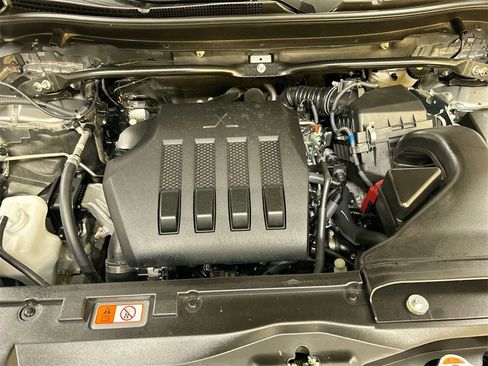 Used 2024 Mitsubishi Eclipse Cross Black Edition image 23