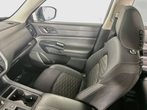 Certified 2023 Nissan Pathfinder S FWD image 22