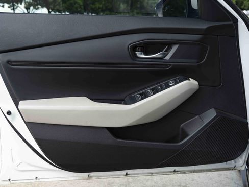 Used 2024 Honda Accord EX image 36