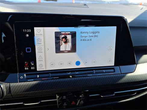 Certified 2024 Volkswagen Golf R 2.0T image 17